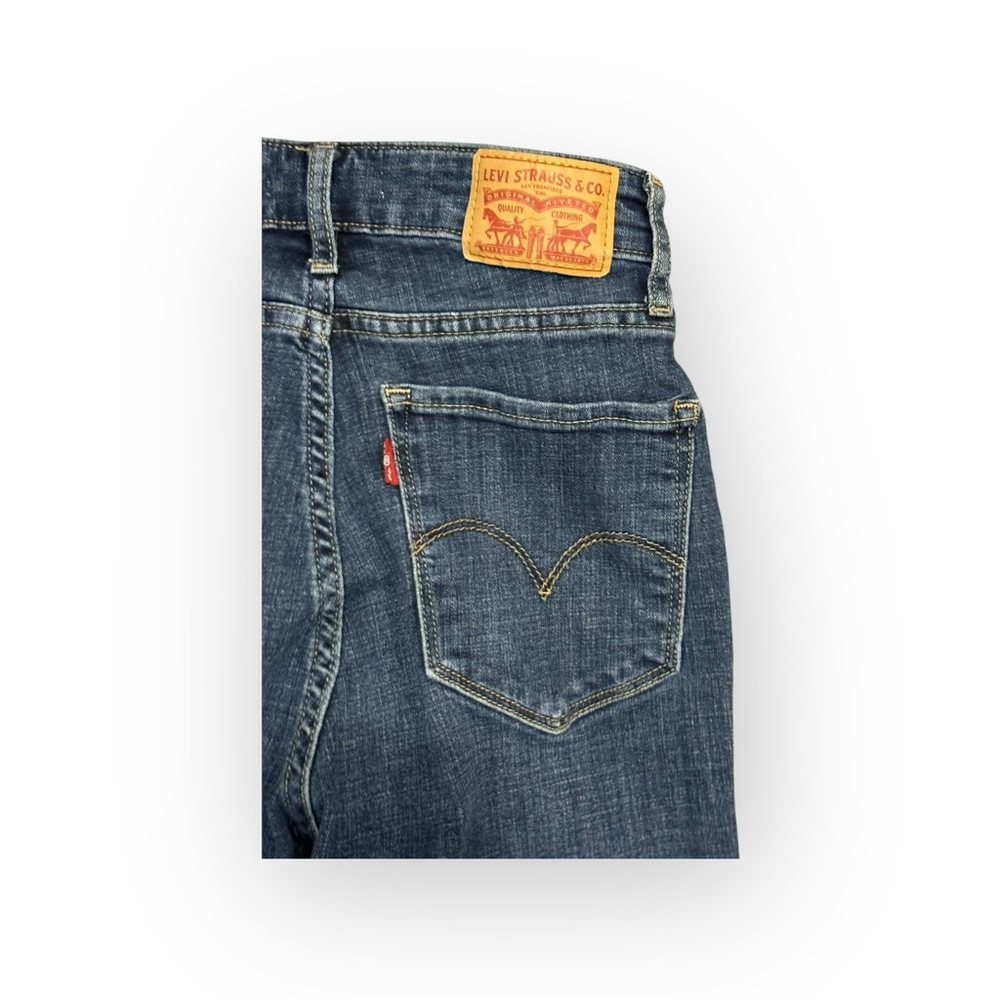 Levi's Women’s 725 High Rise Bootcut Jeans Size 25 Dark Wash Denim Western - Picture 8 of 9